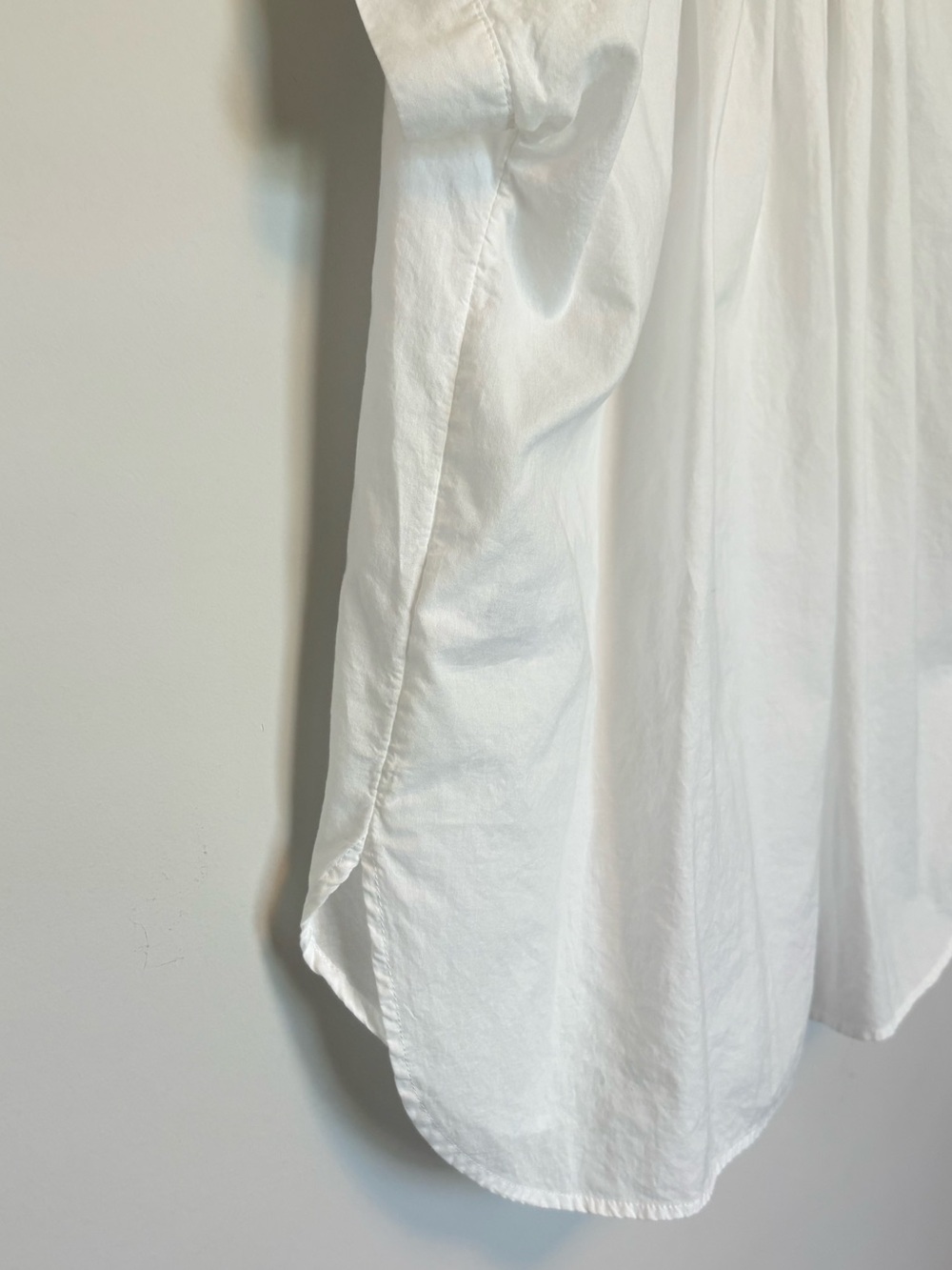 Universal Thread Women’s White Blouse Short Sleeve Button Front Cotton Top Sz L - Picture 8 of 10